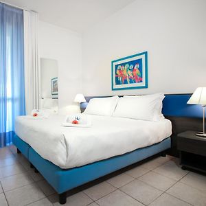 Double or Twin Room Disability Access
